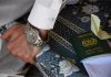 UAE से रातों-रात निकाले गए हजारों पाकिस्तानी; नौकरी खत्म व मोबाइल जब्त, बैंक खाते तक हुए फ्रीज