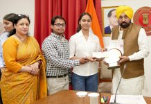 भगवंत मान सरकार की शिक्षा क्रांति का असर, पंजाब के 416 सरकारी स्कूलों की 12वीं कक्षा का रिजल्ट 100 प्रतिशत रहा