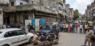 Delhi Encounter: दिल्ली में दिनदहाड़े मर्डर करने वाले दो शूटर मुठभेड़ के बाद गिरफ्तार
