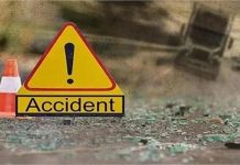 Vadodara Highway पर तड़के मची चीख-पुकार: खड़े ट्रक में जा घुसी तेज रफ्तार लग्जरी बस, 6 यात्रियों की मौत