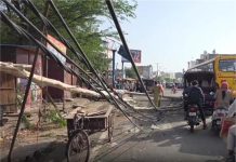 गोहाना में देर रात धूलभरी आंधी ने बढ़ाई मुसीबतें, बिजली रही गुल…