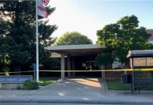 US Library Shooting: कैलिफोर्निया की लाइब्रेरी में 18 साल के लड़के ने की अंधाधुंध गोलीबारी, 2 की मौत