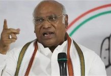 आम लोग महंगाई से परेशान पर BJP नेताओं के खरीद- फरोत करने में लगी है: खरगे