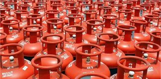 देश में क्रूड ऑयल, पेट्रोल और LPG का पर्याप्त स्टॉक, सरकार ने कहा— अफवाहों पर न दें ध्यान