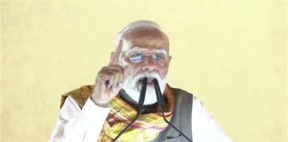 पश्चिम बंगाल के तारकेश्वर में PM मोदी ने TMC पर कसा तंज, कहा – बंगाल अब बेड़ियों से आजाद हो गया है