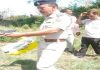Kangra: पाकिस्तानी गुब्बारे से सरडदाई गांव में हड़कंप, पुलिस ने कब्जे में लिया