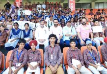 बरनाला के सैकड़ों विद्यार्थियों ने भारत-अफगानिस्तान टेस्ट मैच का आनंद लिया