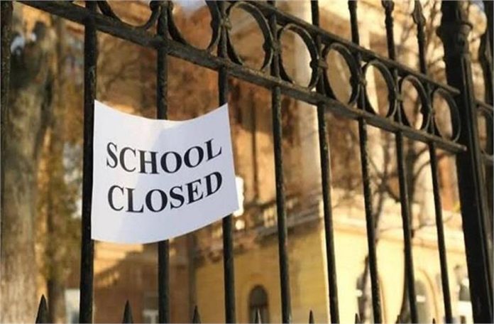 2026_7image_05_31_083053814schoolclosed-ll