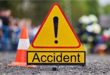 Road Accident: बर्थडे पार्टी से लौट रहे परिवार के 5 लोगों की मौत, SUV के उड़े परखच्चे, बिखरा खून ही खून