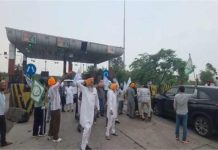 गुरनाम चढ़ूनी को हिरासत में लेने पर भड़के किसान, अंबाला के शंभू टोल पर जाम लगाकर किया विरोध प्रदर्शन
