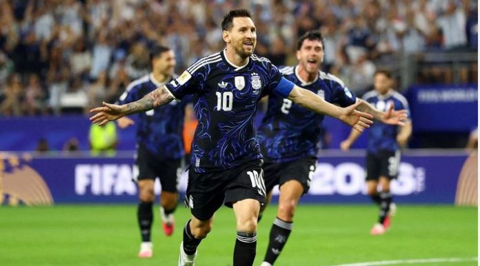 Capture FIFA World Cup Argentina Reached in final by defeating England 2-1