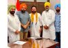 AAP News: जिला यूथ प्रधान हनीश बंसल अपने समर्थकों के साथ आम आदमी पार्टी में शामिल