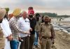 बरिंदर कुमार गोयल द्वारा ससराली कॉलोनी के समीप सतलुज धुस्सी बांध के कार्यों का जायज़ा
