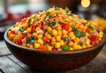 घर पर ऐसे बनाएं स्पाइसी मसाला कॉर्न चाट
