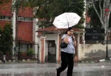 पंजाब-चंडीगढ़ में दो दिन भारी बारिश का अलर्ट, जानें अलग-अलग राज्यों में क्या है मौसम का हाल
