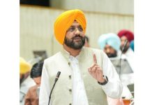 मान सरकार के सार्थक प्रयासों के कारण पंजाब की महिलाएं आर्थिक आत्म-निर्भरता की ओर अग्रसर हो रही हैं: तरुनप्रीत सिंह सौंद