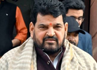 महिला पहलवानों के साथ यौन उत्पीड़न मामले में बृजभूषण शरण सिंह बरी