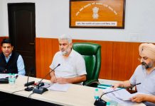 बाहर के राज्यों से धान का एक भी दाना पंजाब की मंडियों में नहीं आने दिया जाए: लाल चंद कटारूचक्क के D.F.S.C.s को निर्देश