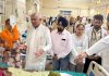 गांव अलीशेर हादसे में घायल मनरेगा कर्मियों का कैबिनेट मंत्री बरिंदर कुमार गोयल और डॉ. बलबीर सिंह ने राजिंदरा अस्पताल में जाना हाल-चाल