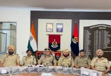 अवैध हथियार आपूर्ति नेटवर्क से जुड़े दो नाबालिगों सहित चार गिरफ्तार, 16 पिस्तौल बरामद