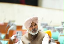 पंजाब विधान सभा द्वारा आपत्तिजनक शब्दावली के मामले में कांग्रेसी विधायक सुखपाल खैहरा को सत्र के बाकी रहते समय के लिए निलंबित करने का प्रस्ताव सर्वसम्मति से पारित