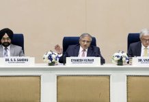 ‘कानून तोड़ा होगा तो फैसले रोक देंगे’: सुप्रीम कोर्ट का CEC ज्ञानेश को सस्पेंड करने से इनकार, चुनाव आयोग और केंद्र को जारी किया नोटिस